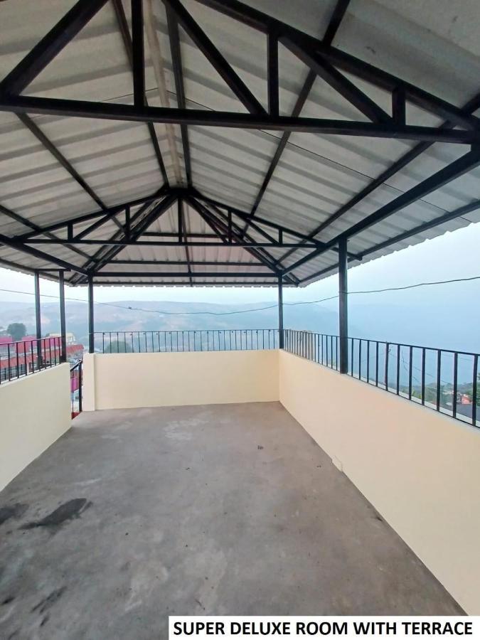 Odyssey'S Pateng Homestay, 乞拉朋齐 外观 照片