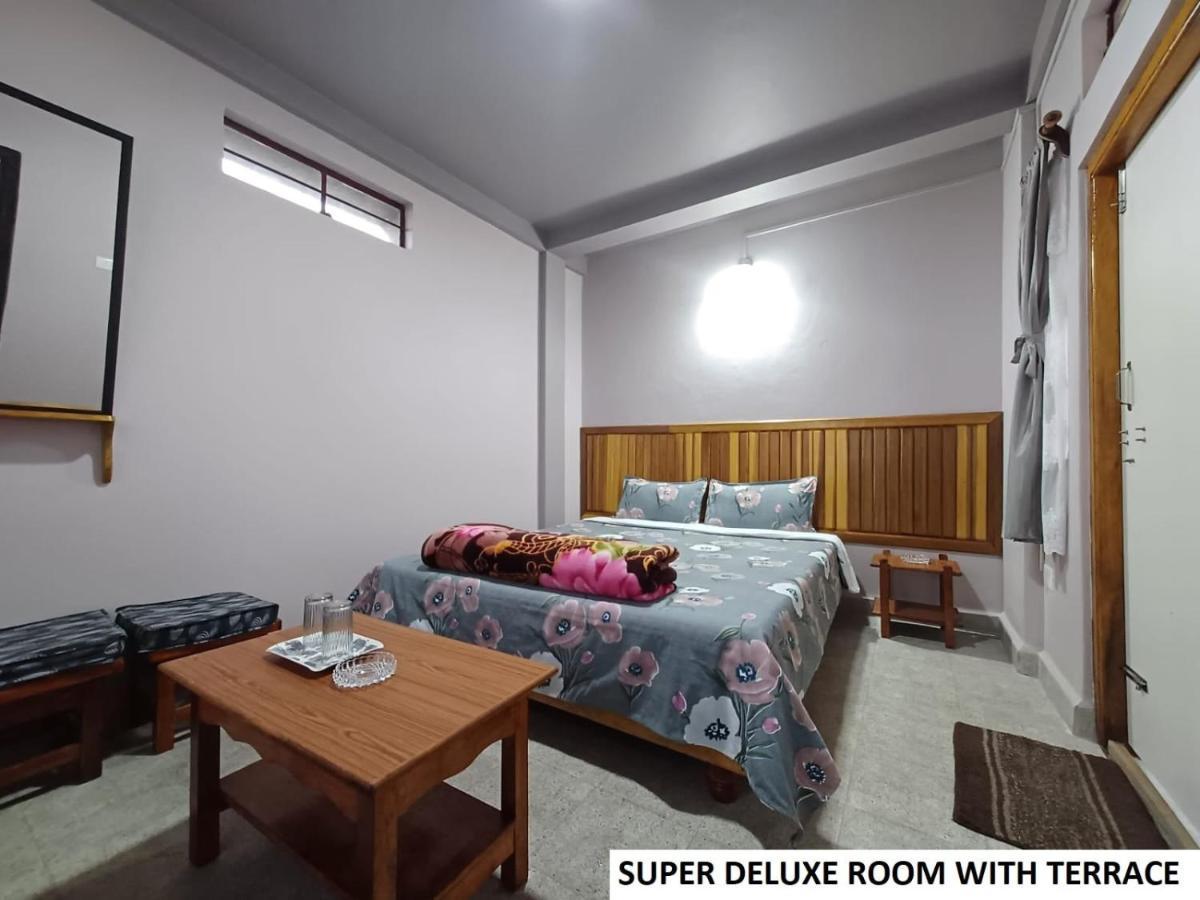 Odyssey'S Pateng Homestay, 乞拉朋齐 外观 照片