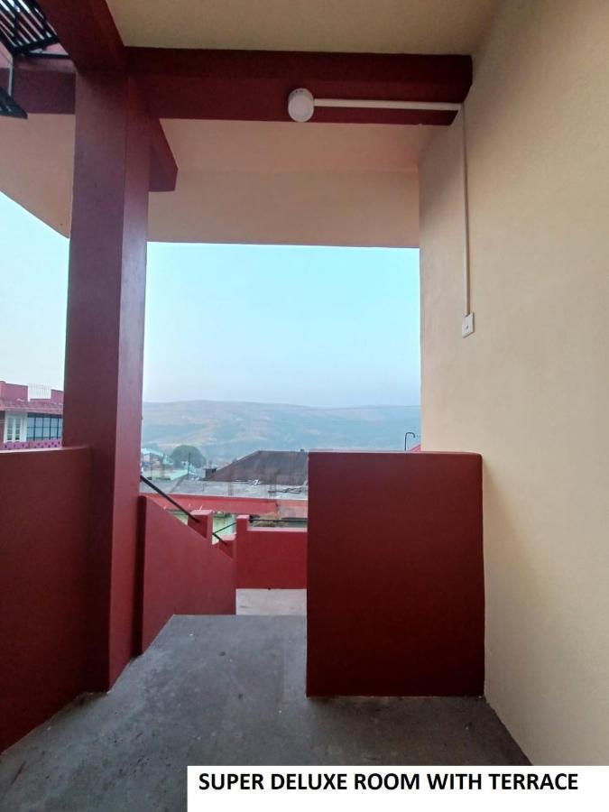 Odyssey'S Pateng Homestay, 乞拉朋齐 外观 照片